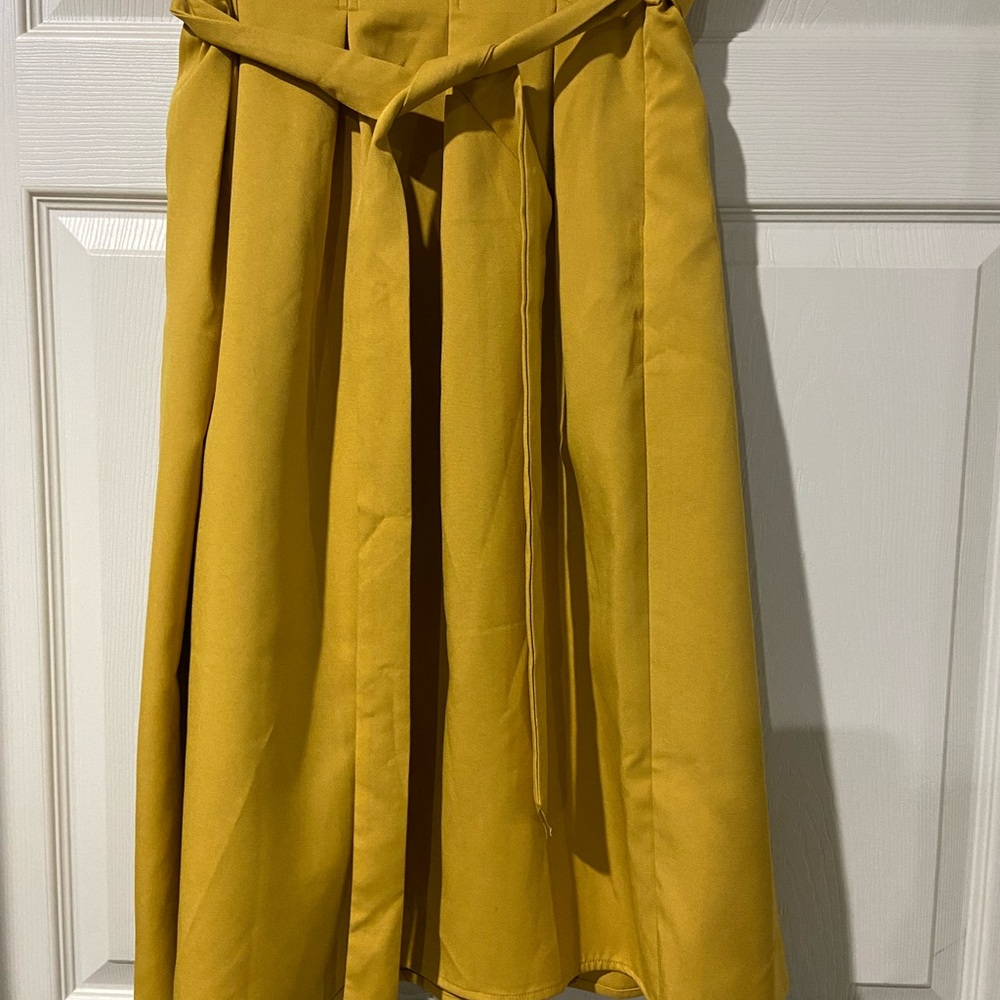 Elegant Yellow Skirt